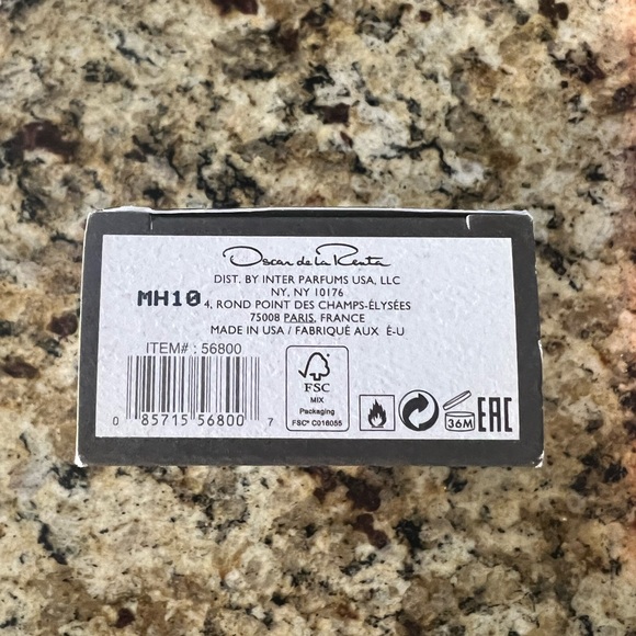 NEW Oscar De La Renta Oscar Oscts17 - Picture 7 of 8